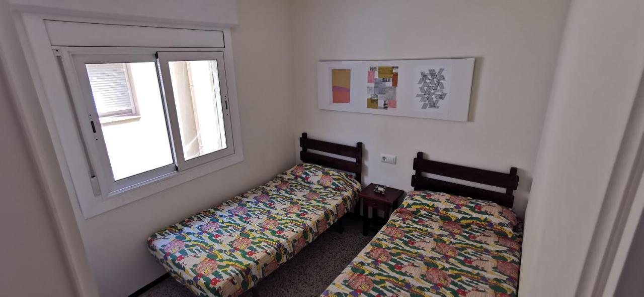 Appartement A Cote De La Mer L'Estartit Bagian luar foto